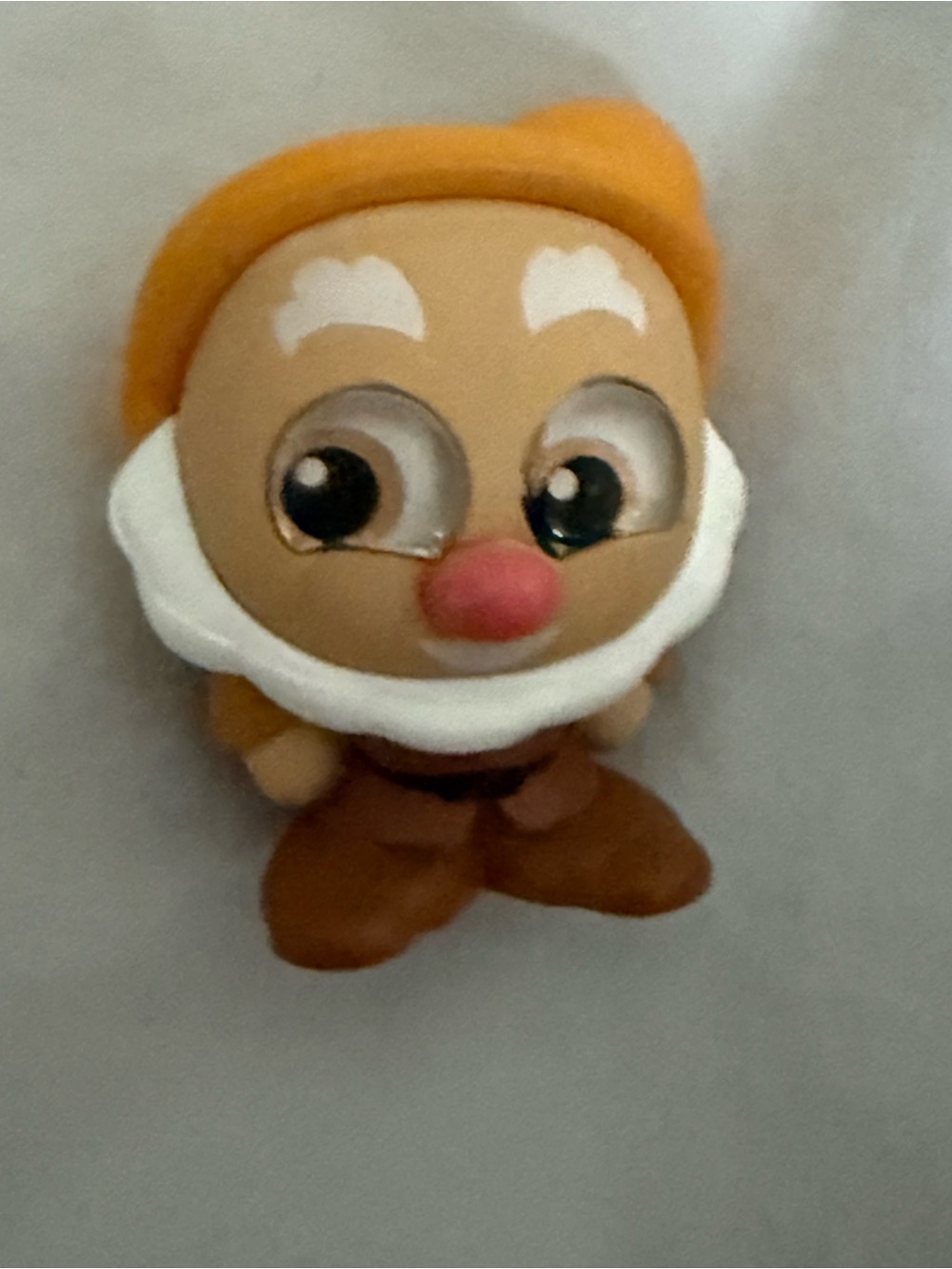 Disney Doorables Snow White & Seven Dwarfs Series 6 Happy
Collectible Figure